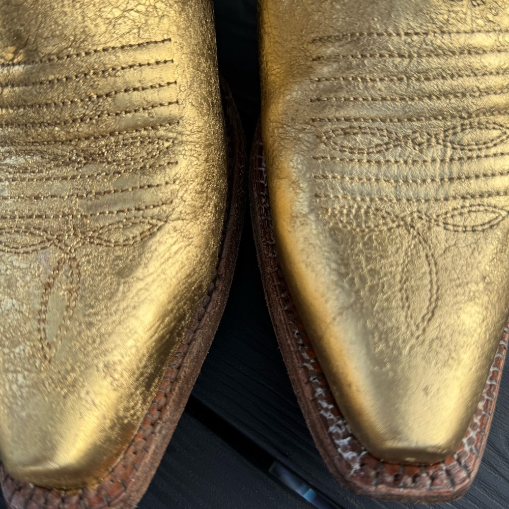 Custom Corral Elegant Gold and Brown, glittered, rhinestone Heeled Boots - Picture 13 of 13